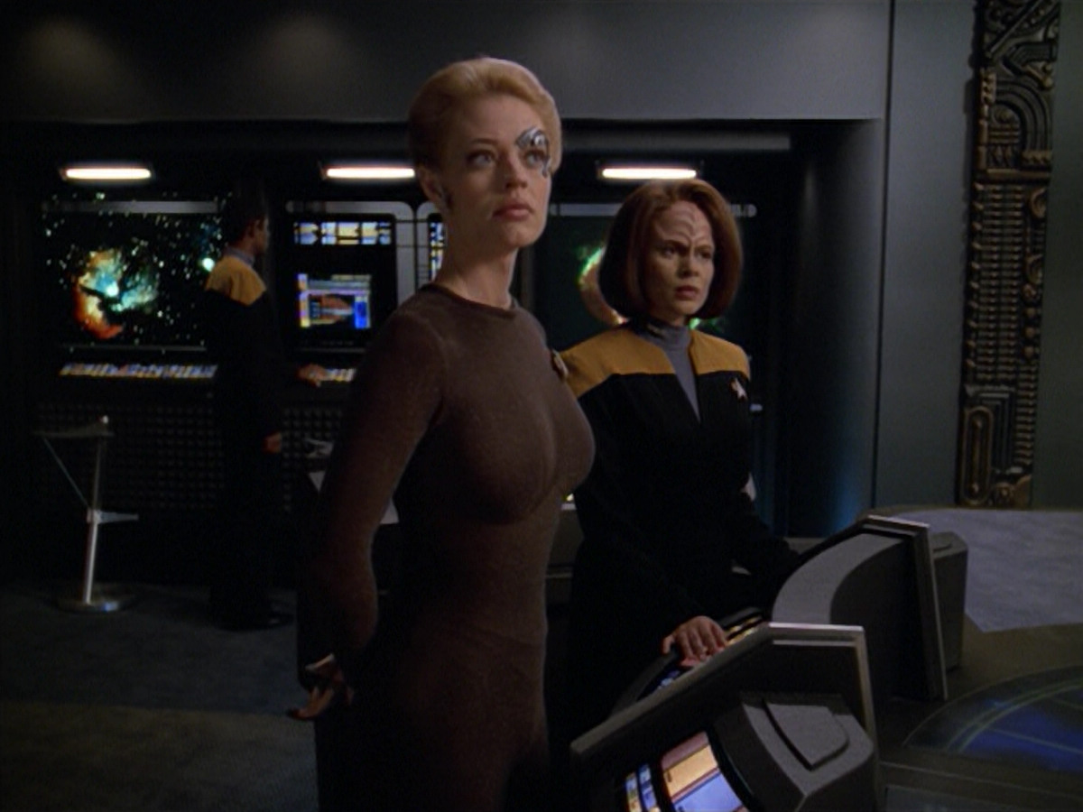 extant_StarTrek_VOY_5x02-Drone_01286.jpg