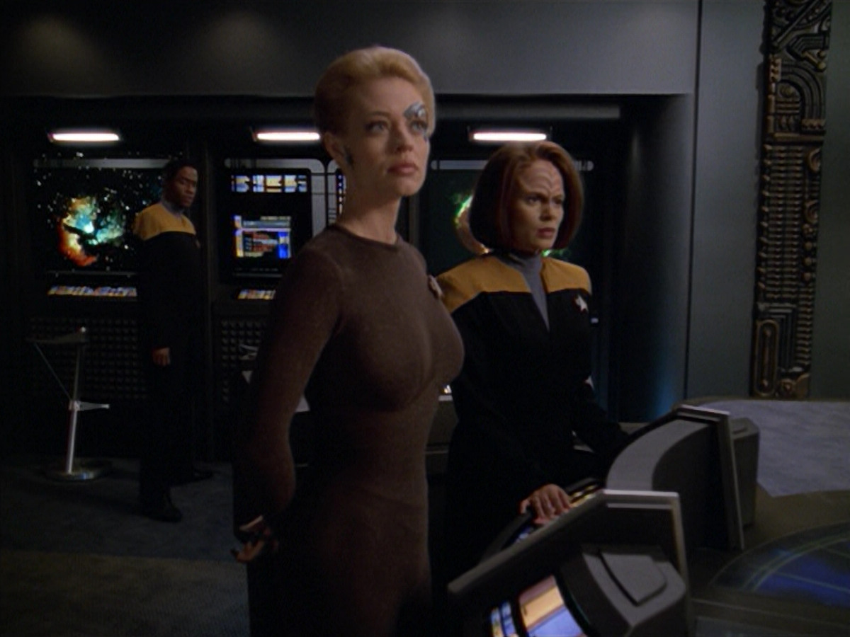 extant_StarTrek_VOY_5x02-Drone_01288.jpg