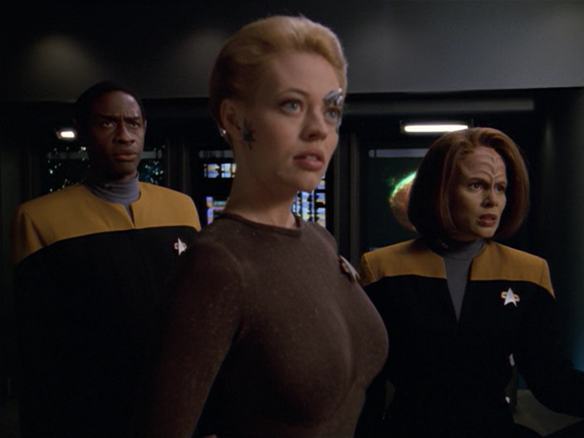 extant_StarTrek_VOY_5x02-Drone_01316.jpg