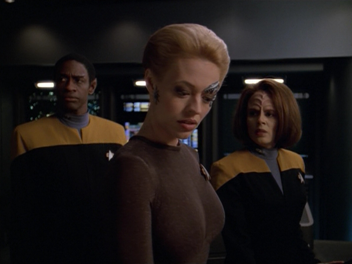 extant_StarTrek_VOY_5x02-Drone_01332.jpg