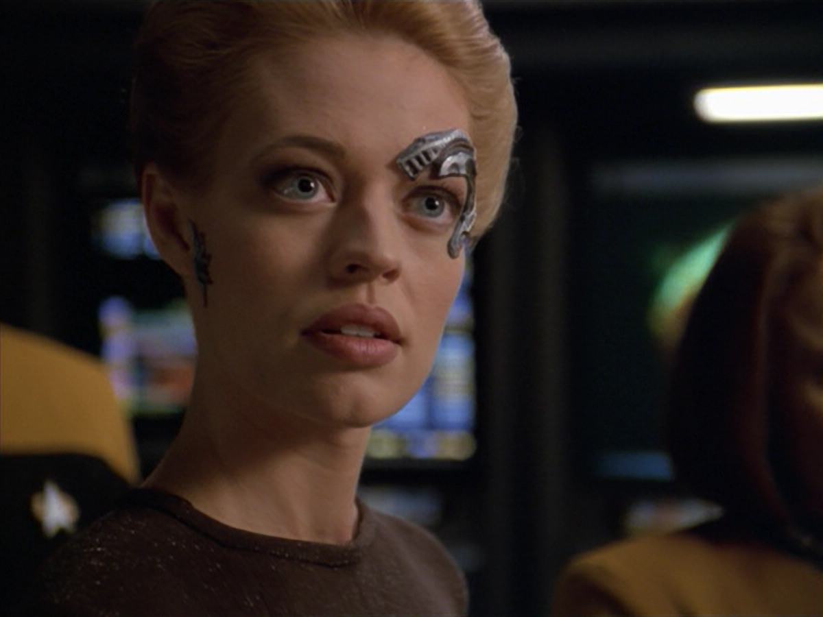 extant_StarTrek_VOY_5x02-Drone_01359.jpg