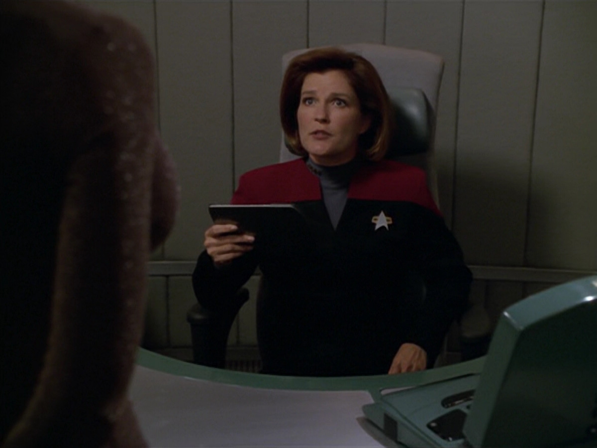 extant_StarTrek_VOY_5x02-Drone_01375.jpg