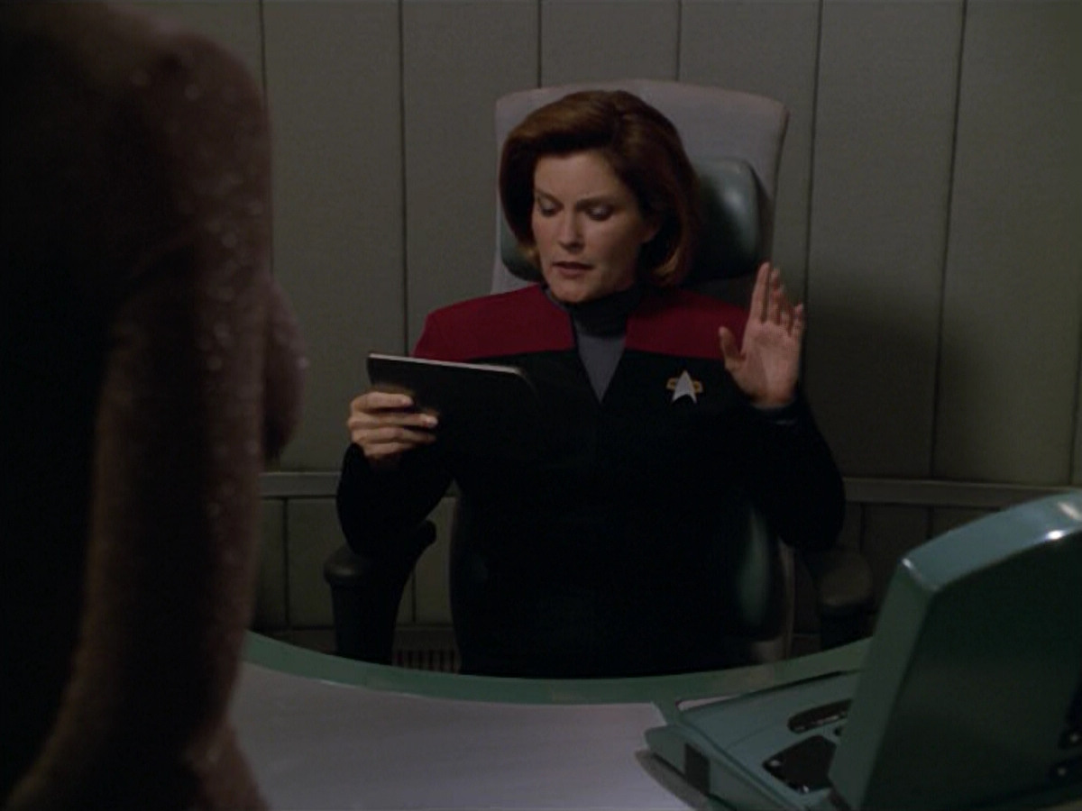 extant_StarTrek_VOY_5x02-Drone_01389.jpg