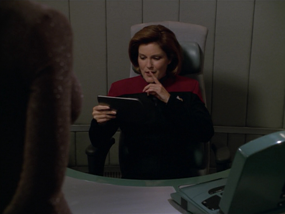 extant_StarTrek_VOY_5x02-Drone_01392.jpg