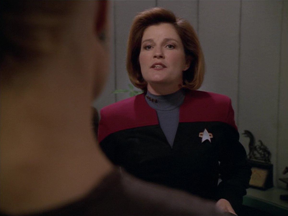 extant_StarTrek_VOY_5x02-Drone_01435.jpg