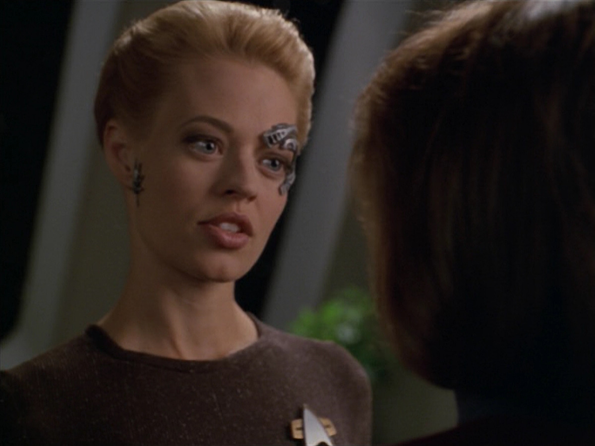 extant_StarTrek_VOY_5x02-Drone_01469.jpg