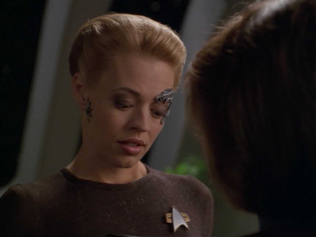 extant_StarTrek_VOY_5x02-Drone_01511.jpg