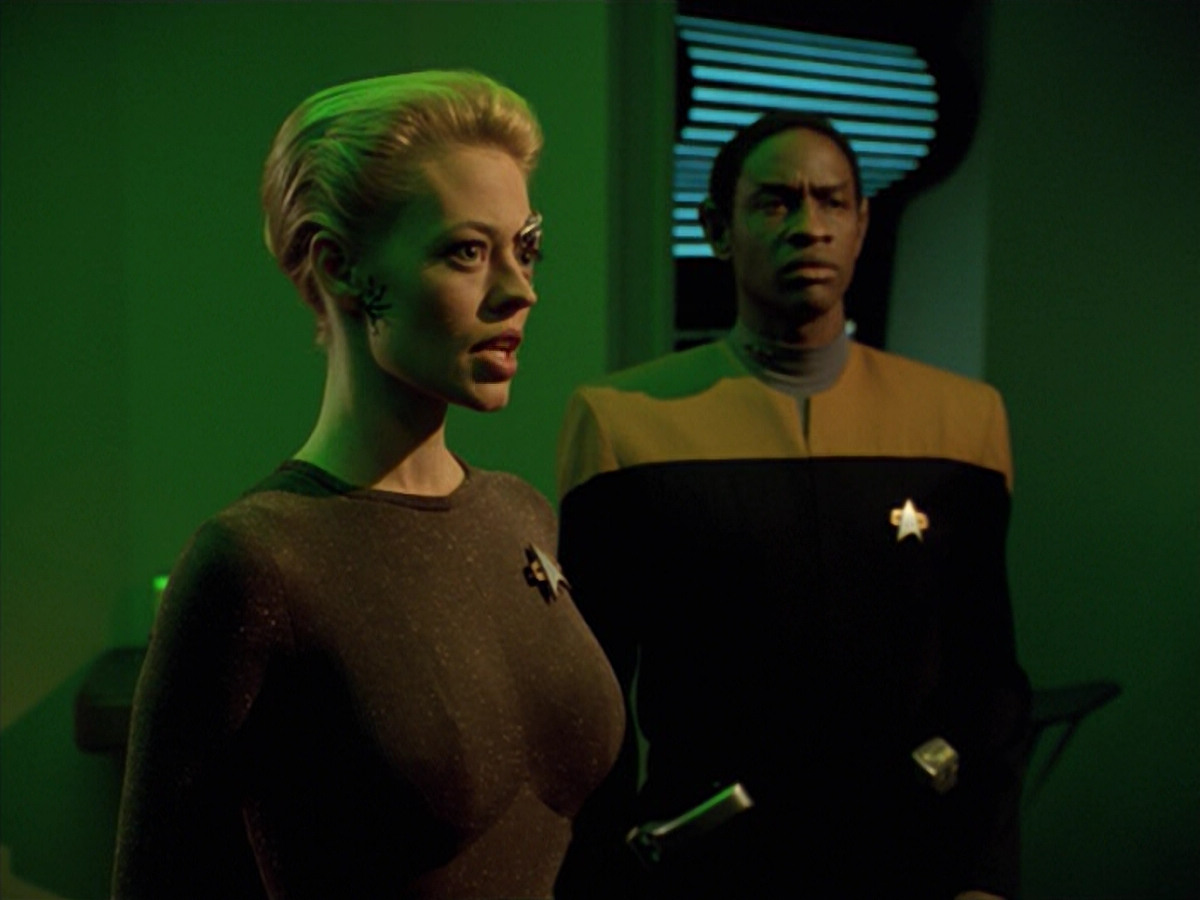extant_StarTrek_VOY_5x02-Drone_01566.jpg