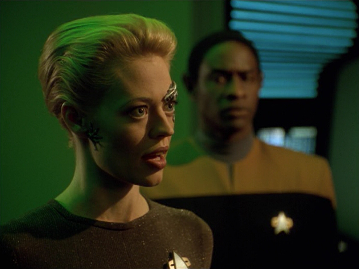extant_StarTrek_VOY_5x02-Drone_01581.jpg