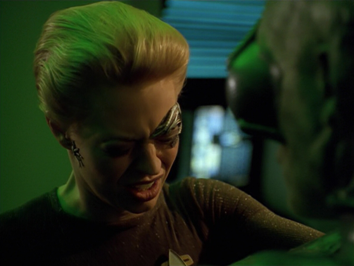 extant_StarTrek_VOY_5x02-Drone_01698.jpg
