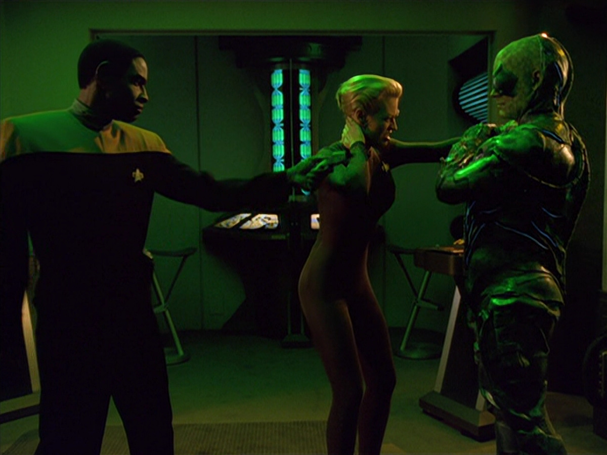 extant_StarTrek_VOY_5x02-Drone_01703.jpg