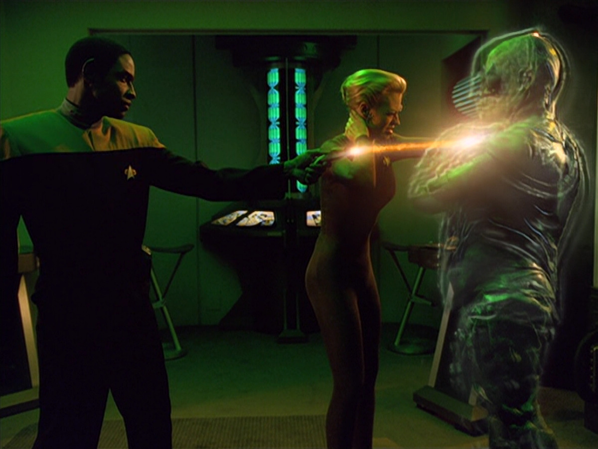 extant_StarTrek_VOY_5x02-Drone_01704.jpg