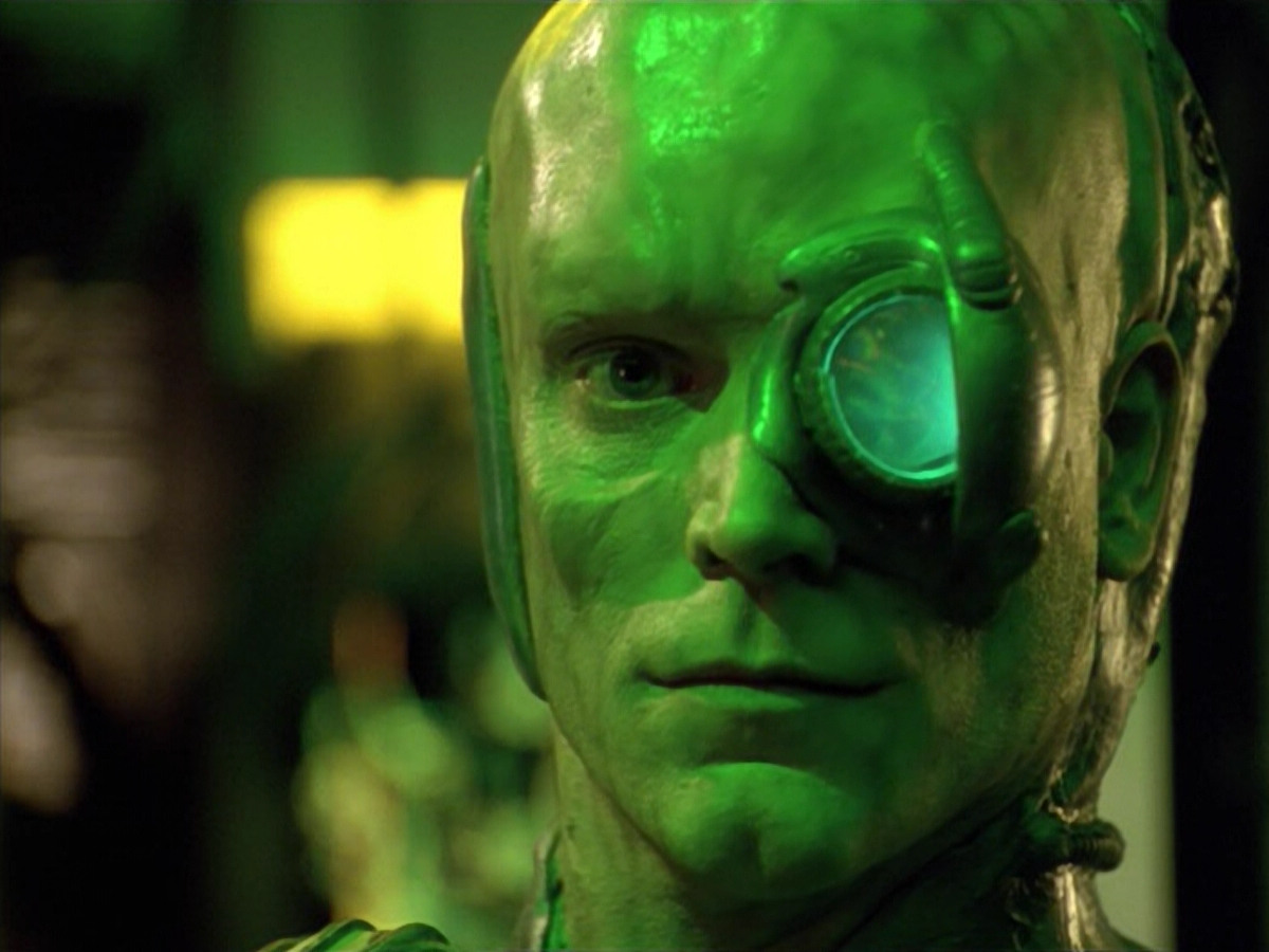 extant_StarTrek_VOY_5x02-Drone_01710.jpg