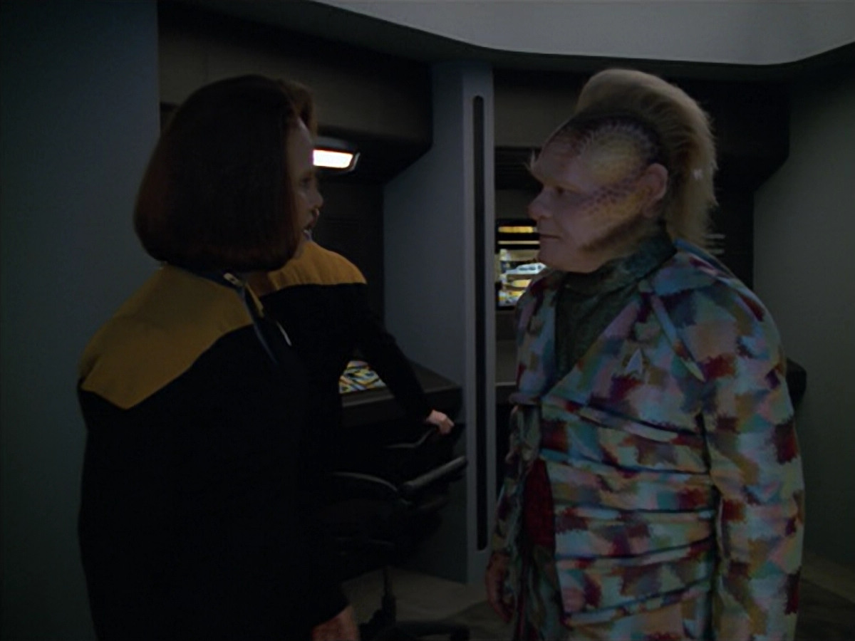 extant_StarTrek_VOY_5x02-Drone_01794.jpg