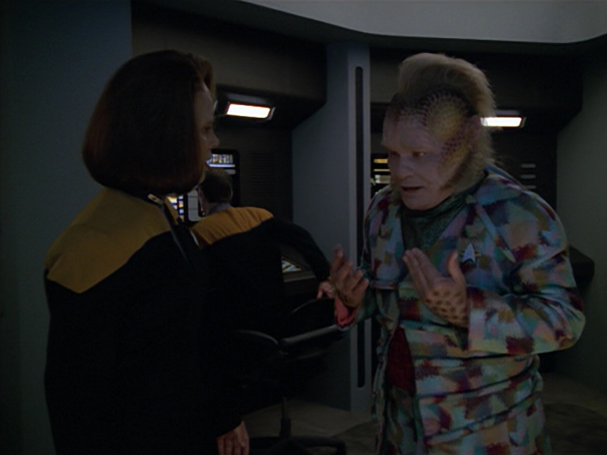 extant_StarTrek_VOY_5x02-Drone_01795.jpg