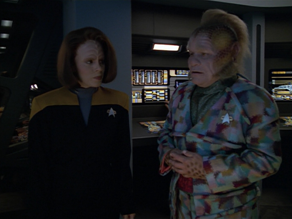 extant_StarTrek_VOY_5x02-Drone_01806.jpg