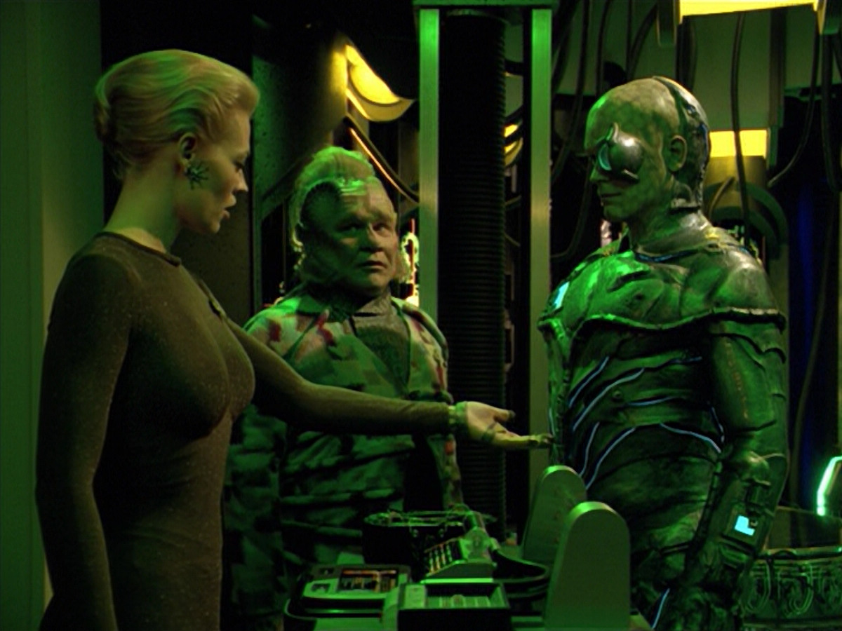 extant_StarTrek_VOY_5x02-Drone_01865.jpg