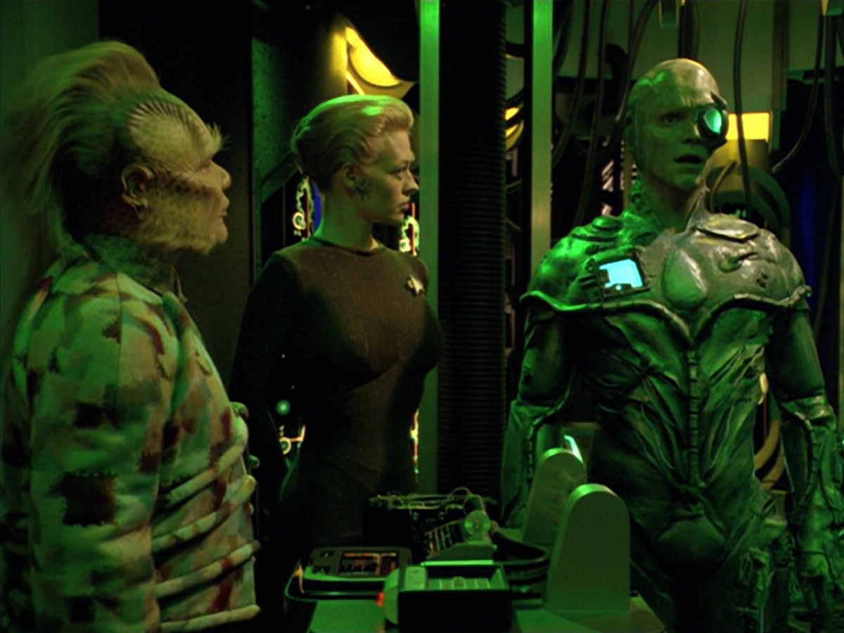 extant_StarTrek_VOY_5x02-Drone_01949.jpg