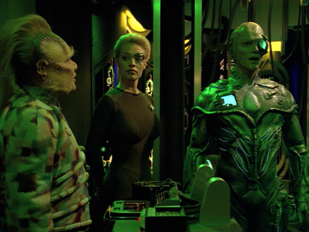 extant_StarTrek_VOY_5x02-Drone_01951.jpg