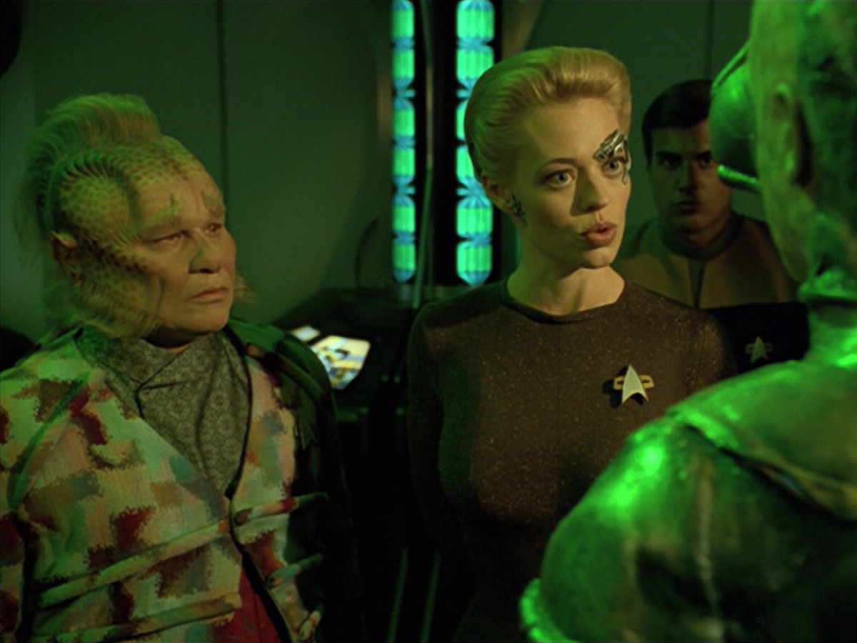 extant_StarTrek_VOY_5x02-Drone_01976.jpg
