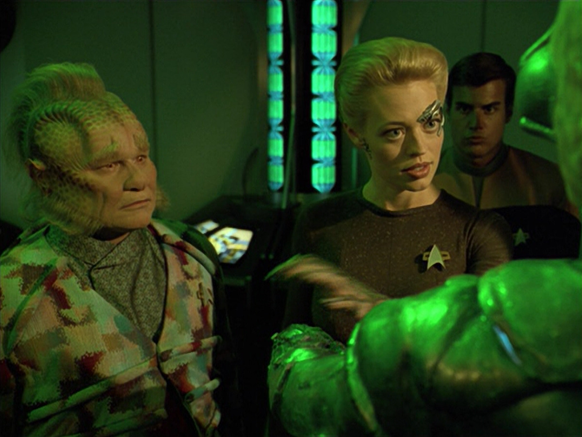 extant_StarTrek_VOY_5x02-Drone_01998.jpg