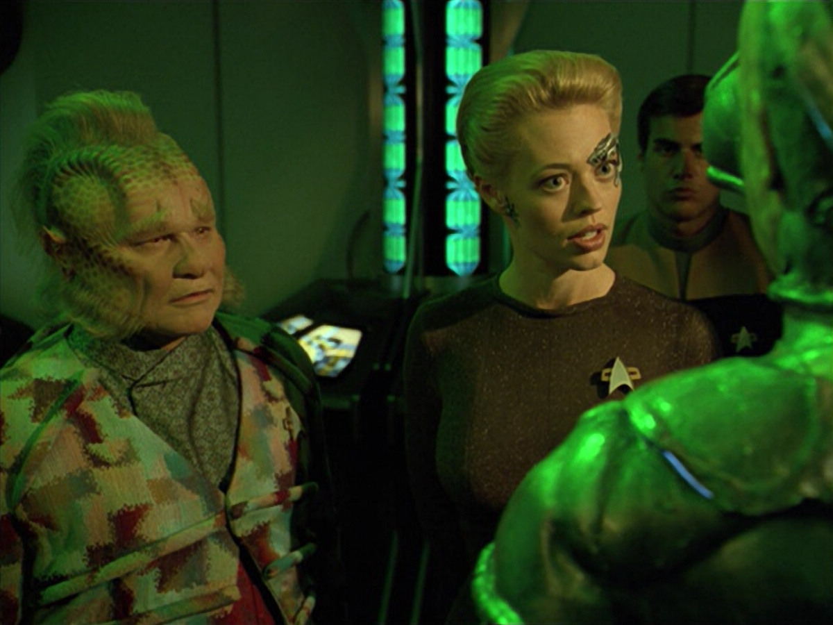 extant_StarTrek_VOY_5x02-Drone_02003.jpg