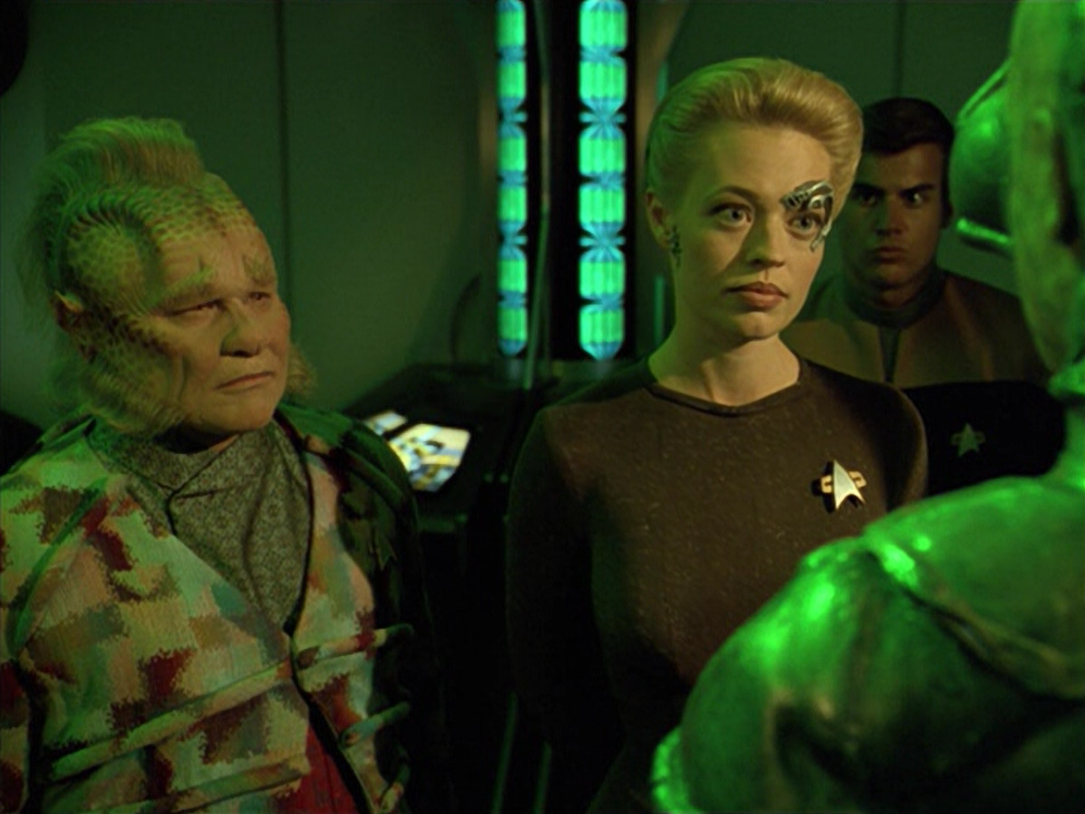 extant_StarTrek_VOY_5x02-Drone_02013.jpg