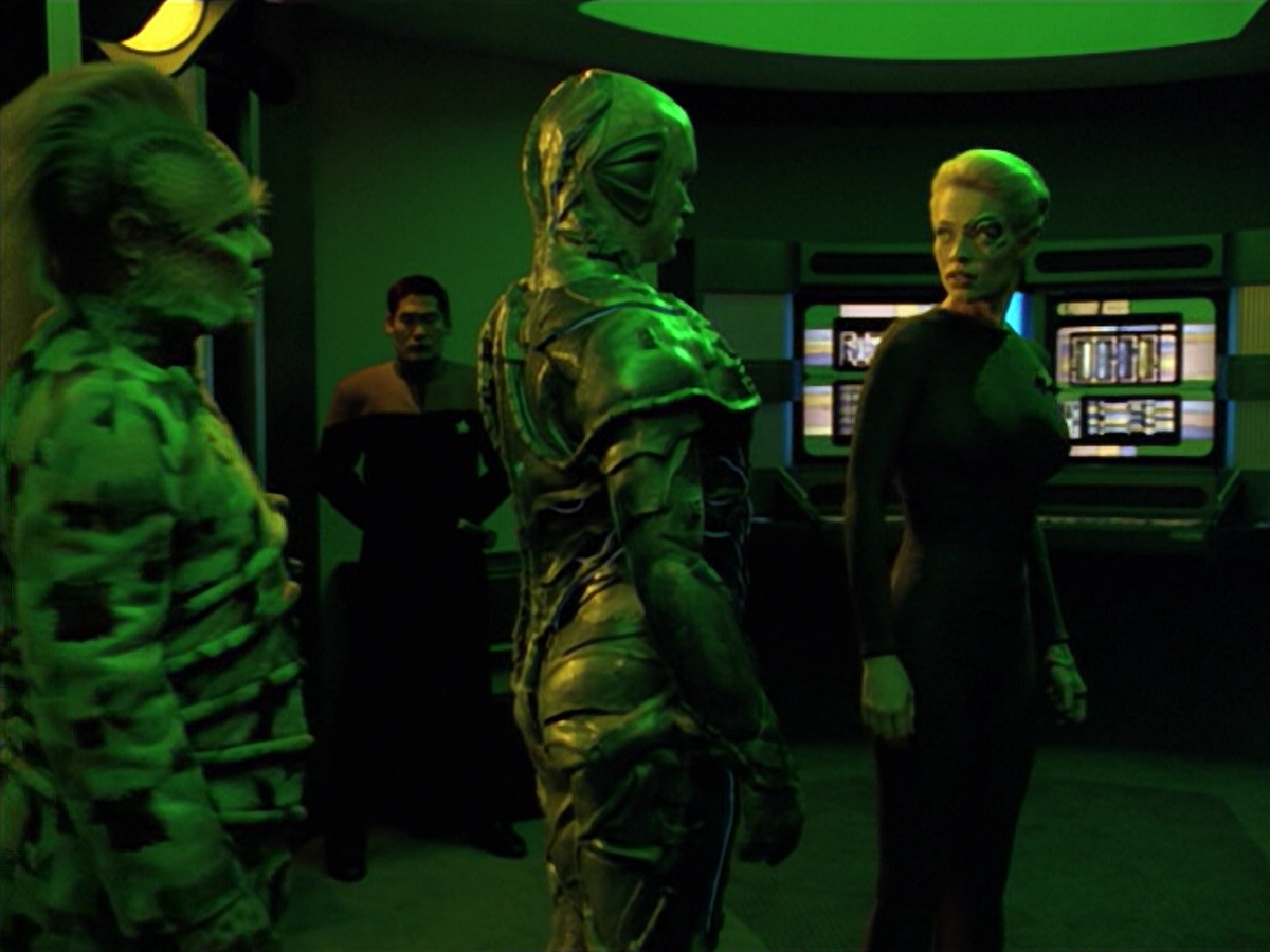 extant_StarTrek_VOY_5x02-Drone_02024.jpg