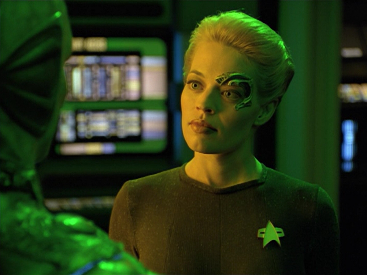 extant_StarTrek_VOY_5x02-Drone_02040.jpg