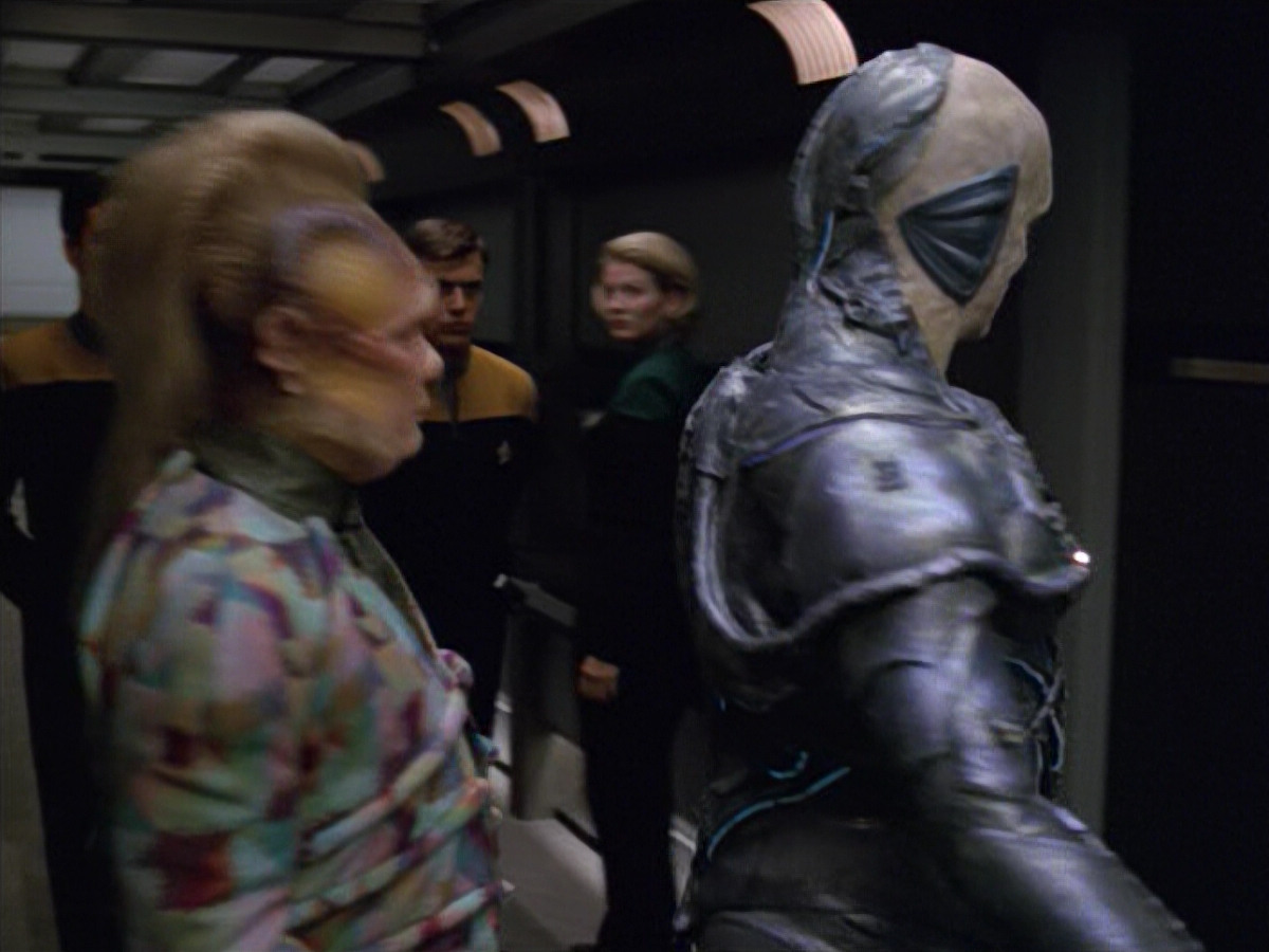 extant_StarTrek_VOY_5x02-Drone_02076.jpg