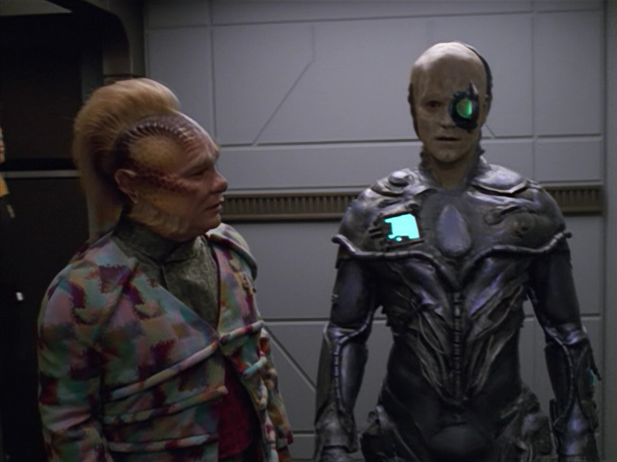 extant_StarTrek_VOY_5x02-Drone_02081.jpg