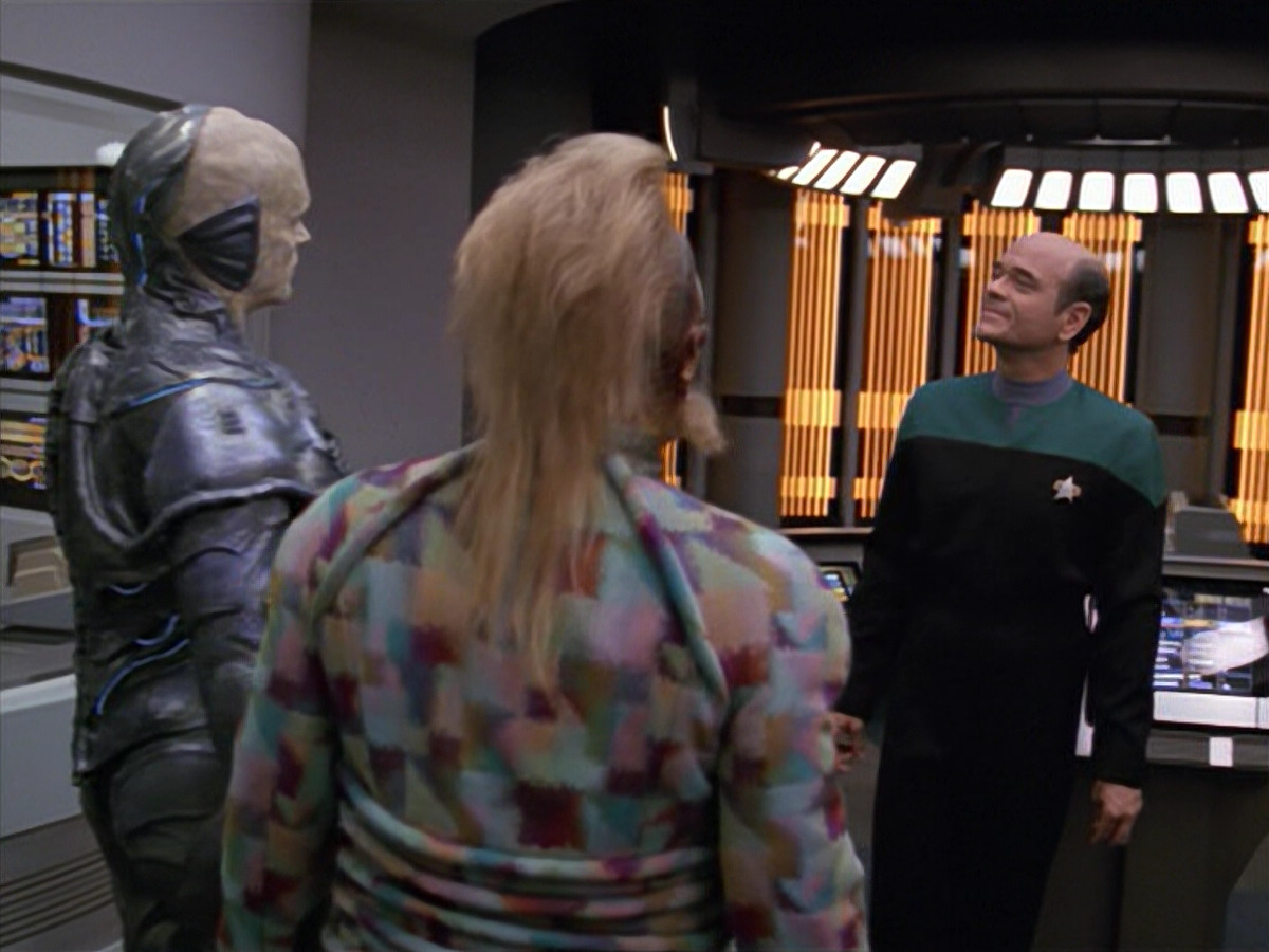 extant_StarTrek_VOY_5x02-Drone_02189.jpg