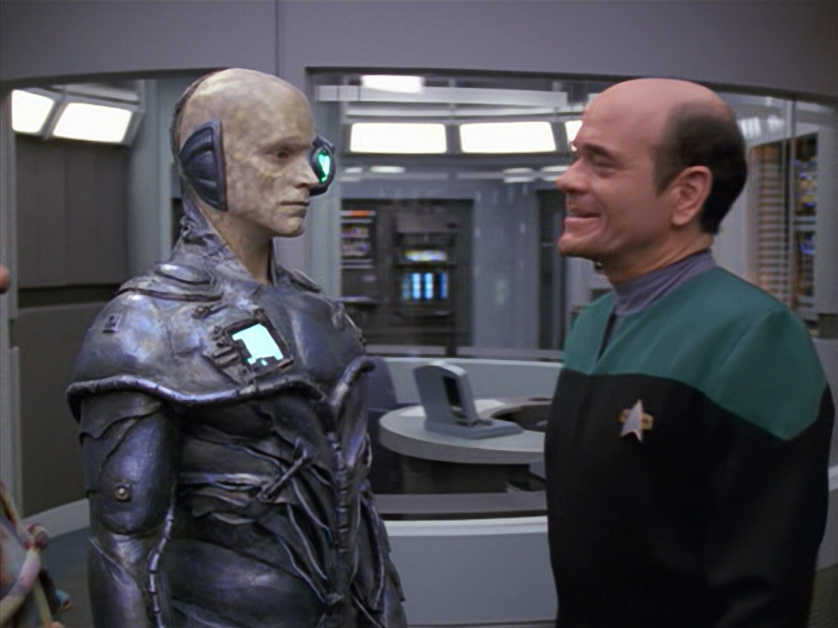extant_StarTrek_VOY_5x02-Drone_02194.jpg