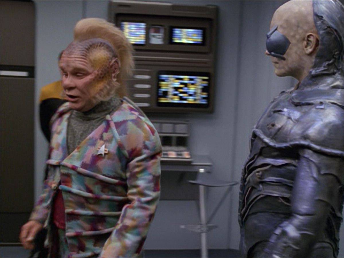 extant_StarTrek_VOY_5x02-Drone_02198.jpg