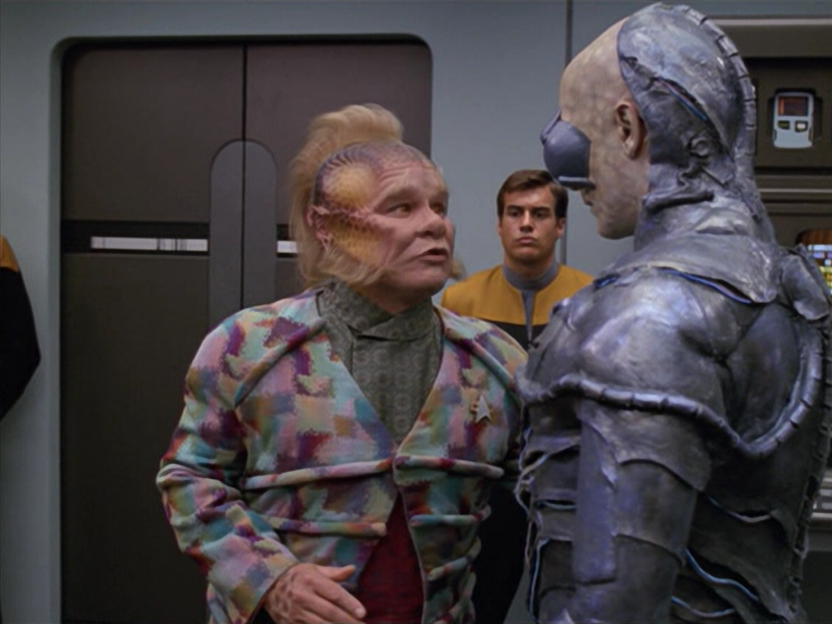 extant_StarTrek_VOY_5x02-Drone_02206.jpg
