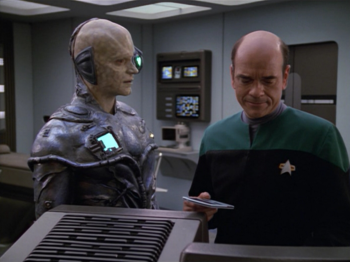 extant_StarTrek_VOY_5x02-Drone_02299.jpg