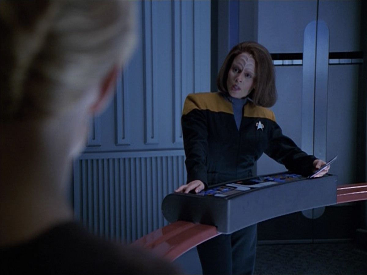 extant_StarTrek_VOY_5x02-Drone_02411.jpg