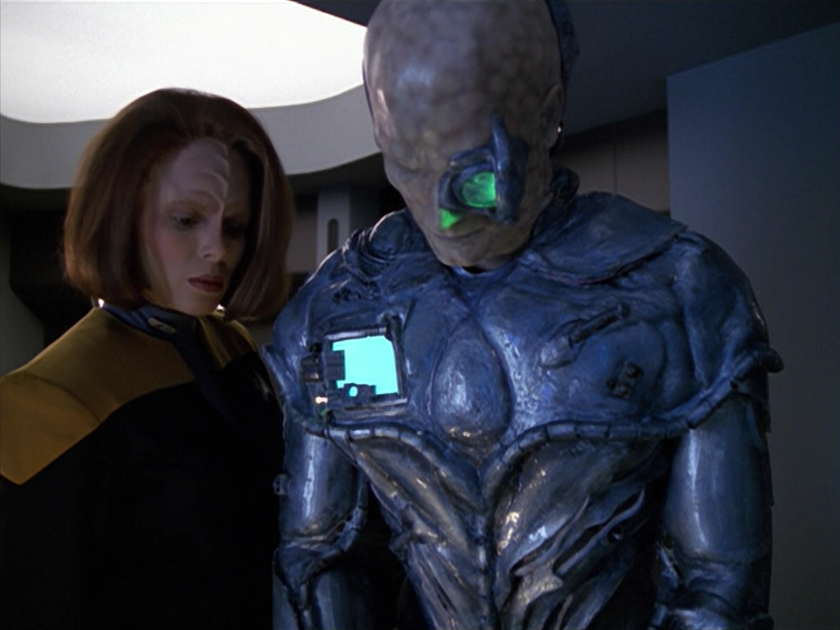 extant_StarTrek_VOY_5x02-Drone_02461.jpg