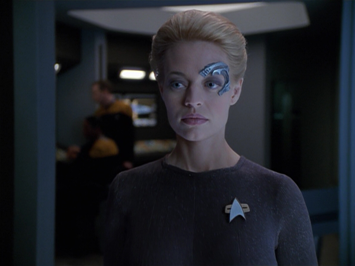 extant_StarTrek_VOY_5x02-Drone_02464.jpg