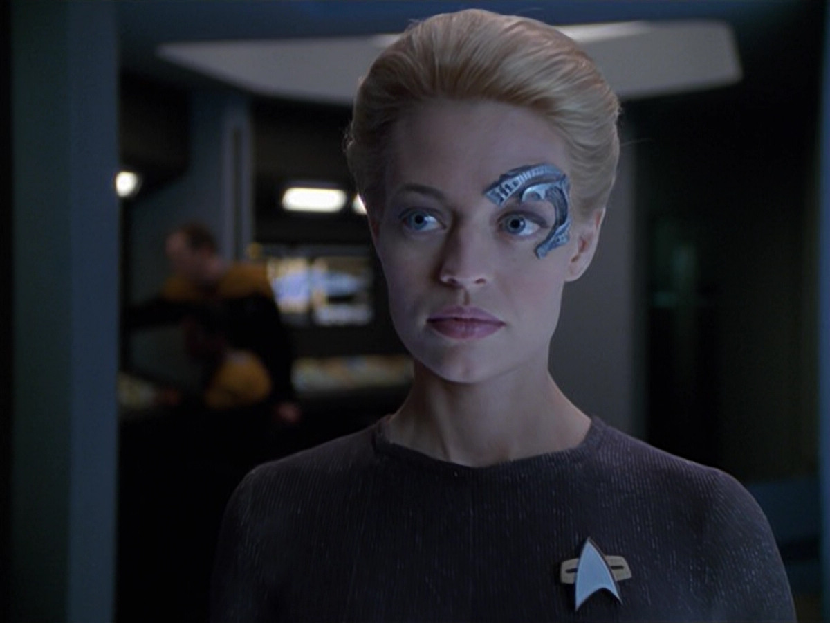 extant_StarTrek_VOY_5x02-Drone_02466.jpg