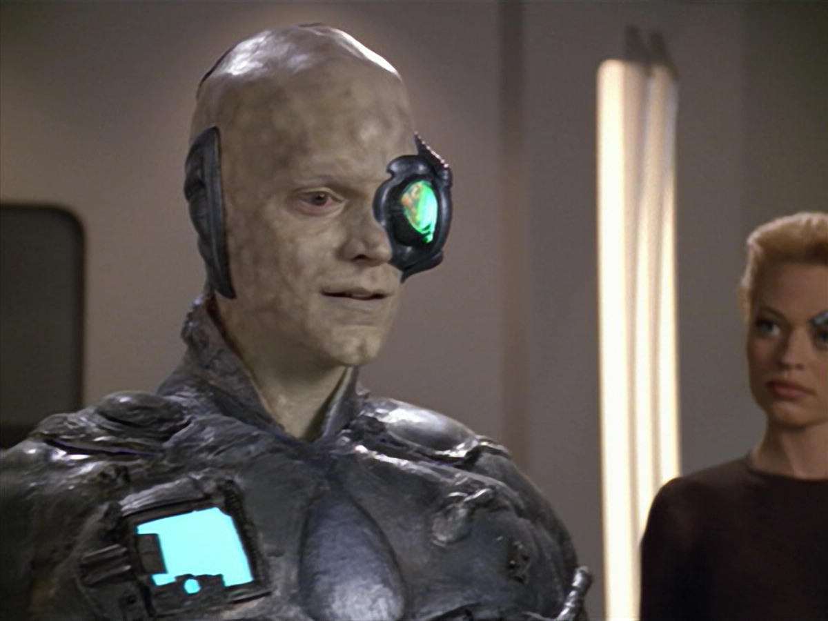 extant_StarTrek_VOY_5x02-Drone_02478.jpg