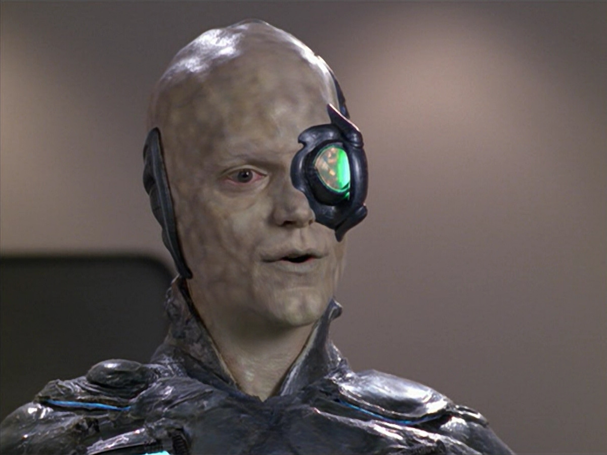 extant_StarTrek_VOY_5x02-Drone_02512.jpg