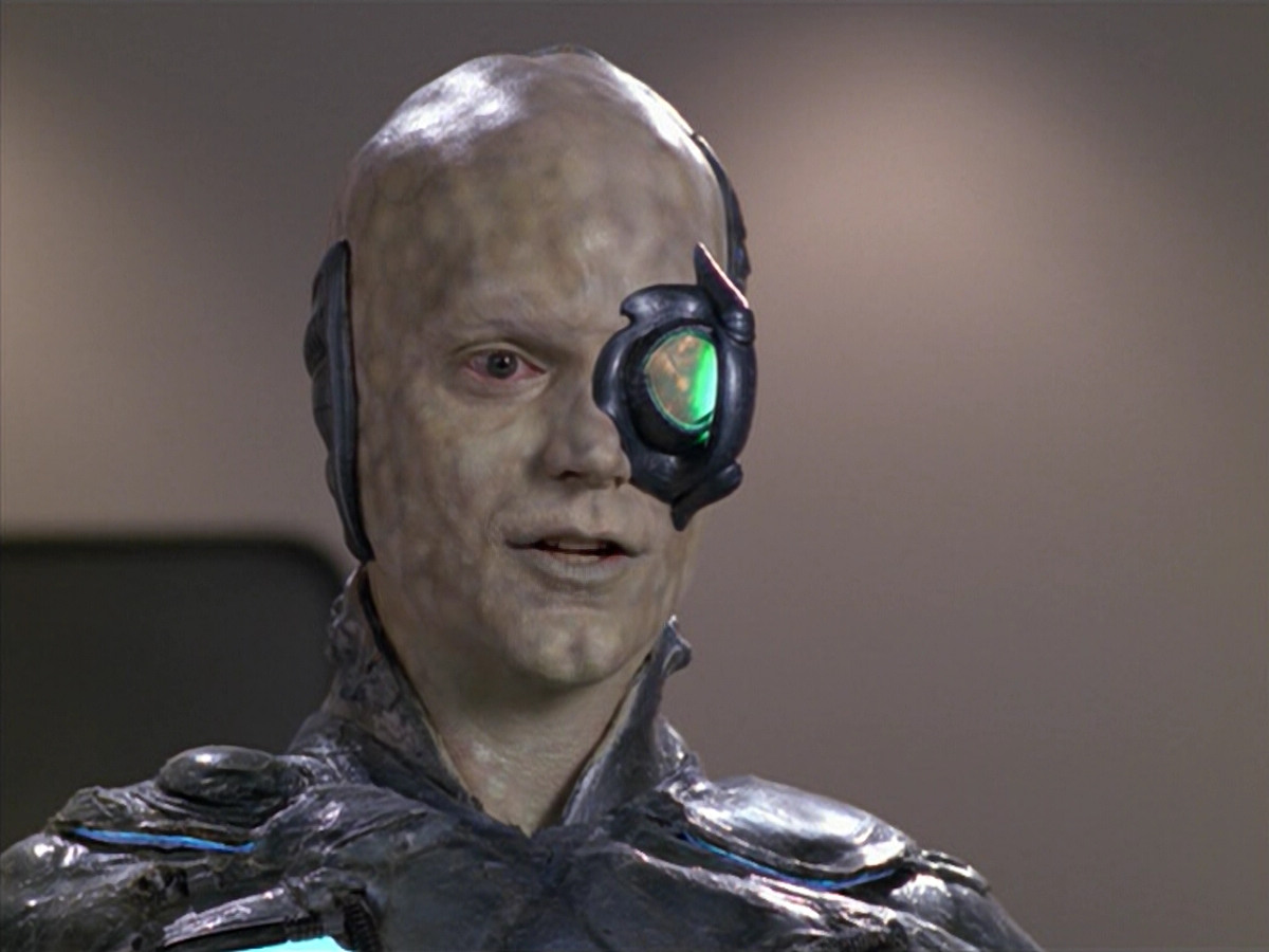 extant_StarTrek_VOY_5x02-Drone_02523.jpg