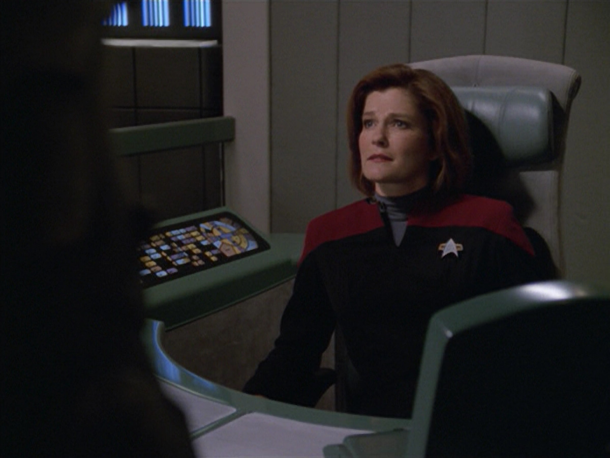 extant_StarTrek_VOY_5x02-Drone_02525.jpg