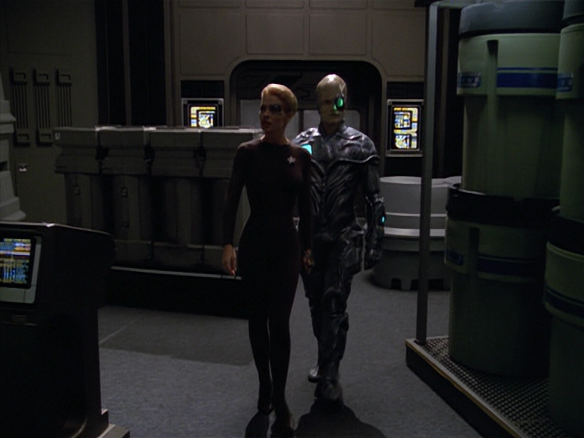 extant_StarTrek_VOY_5x02-Drone_02673.jpg
