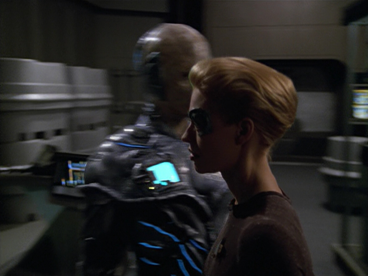 extant_StarTrek_VOY_5x02-Drone_02706.jpg