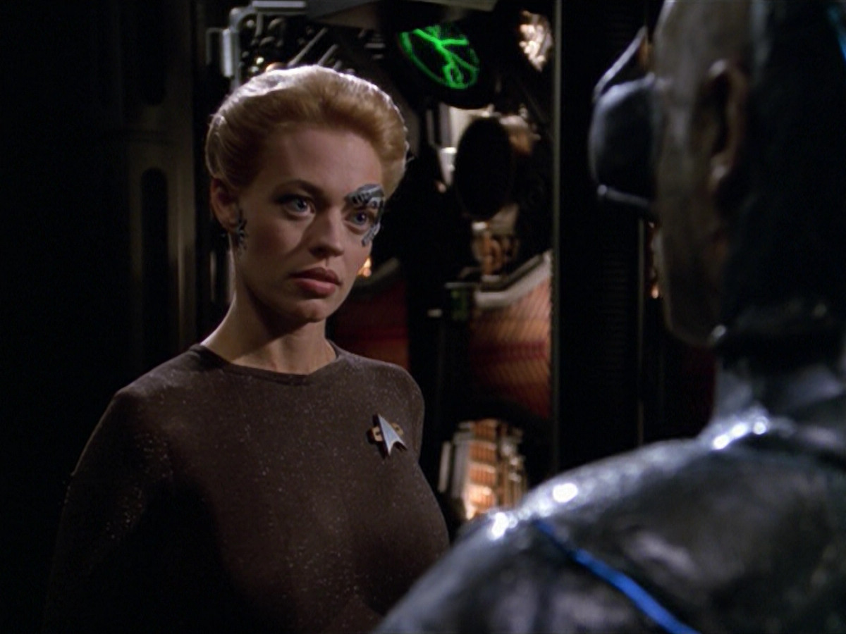 extant_StarTrek_VOY_5x02-Drone_02724.jpg