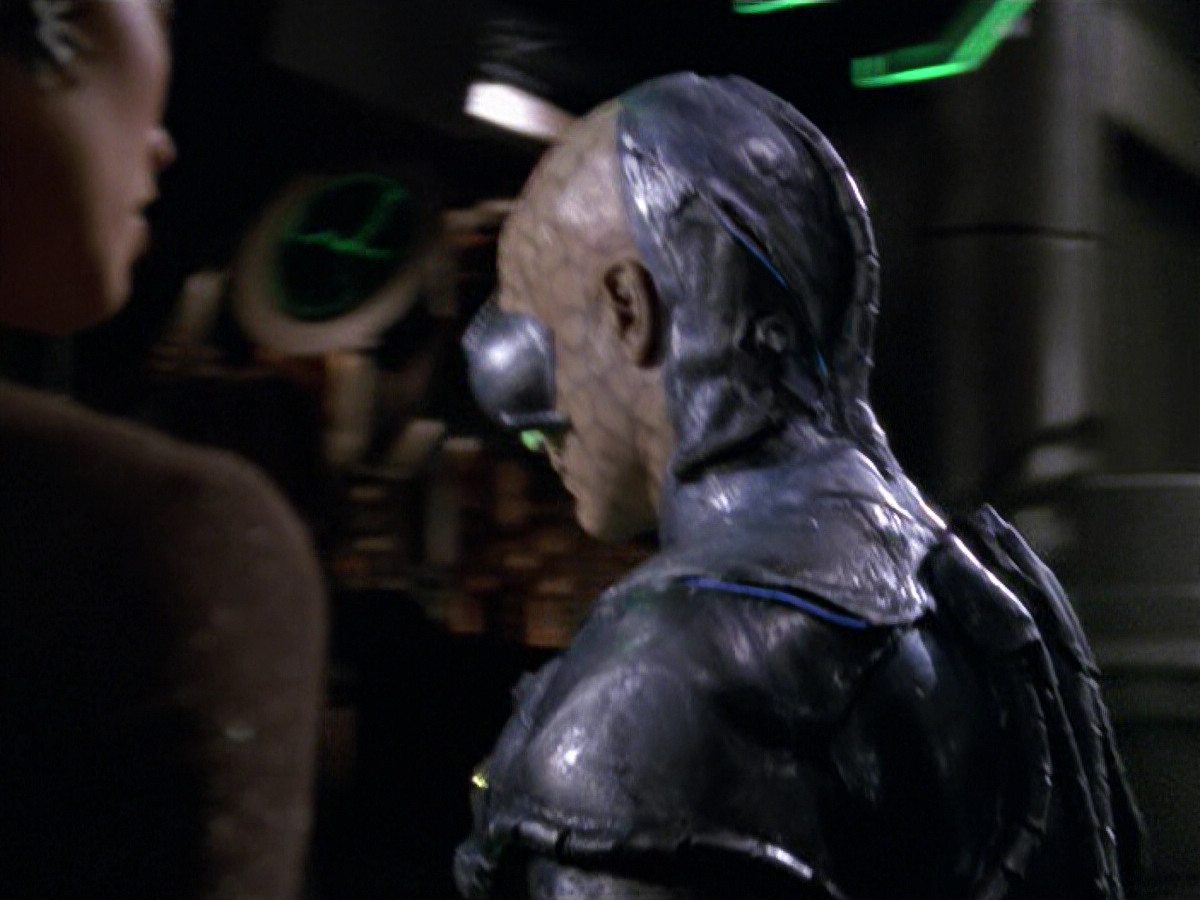 extant_StarTrek_VOY_5x02-Drone_02736.jpg