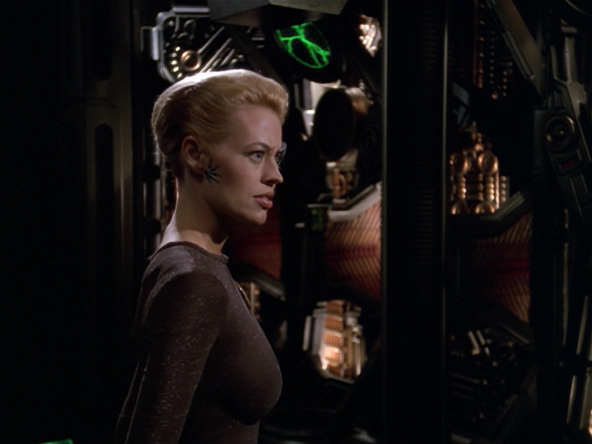 extant_StarTrek_VOY_5x02-Drone_02744.jpg