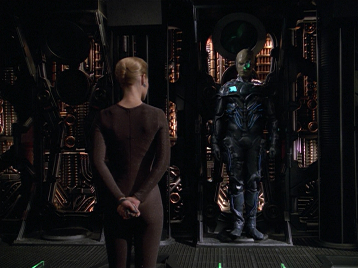 extant_StarTrek_VOY_5x02-Drone_02750.jpg